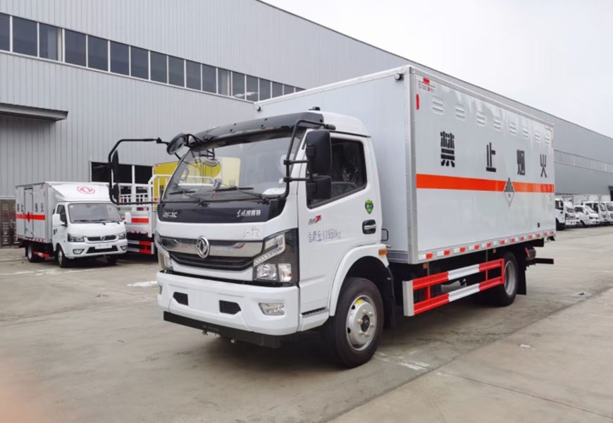 東風(fēng)凱普特K7雜項(xiàng)危險品廂式運(yùn)輸車