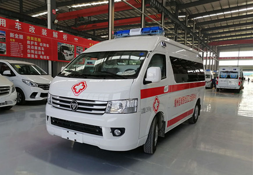 國(guó)六福田G9救護(hù)車(chē)