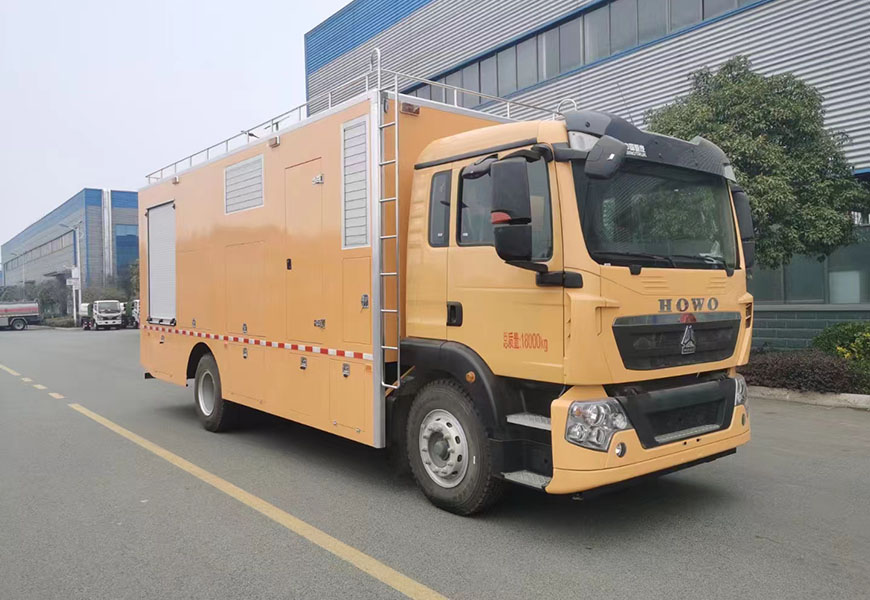 程力排澇車重汽豪沃大流量應(yīng)急排水搶險車