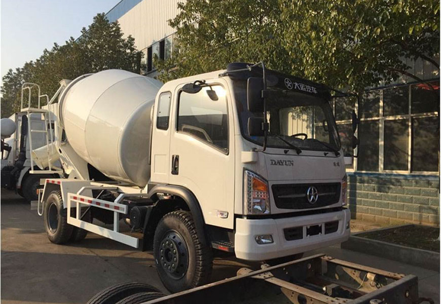 大運運隆5方攪拌車